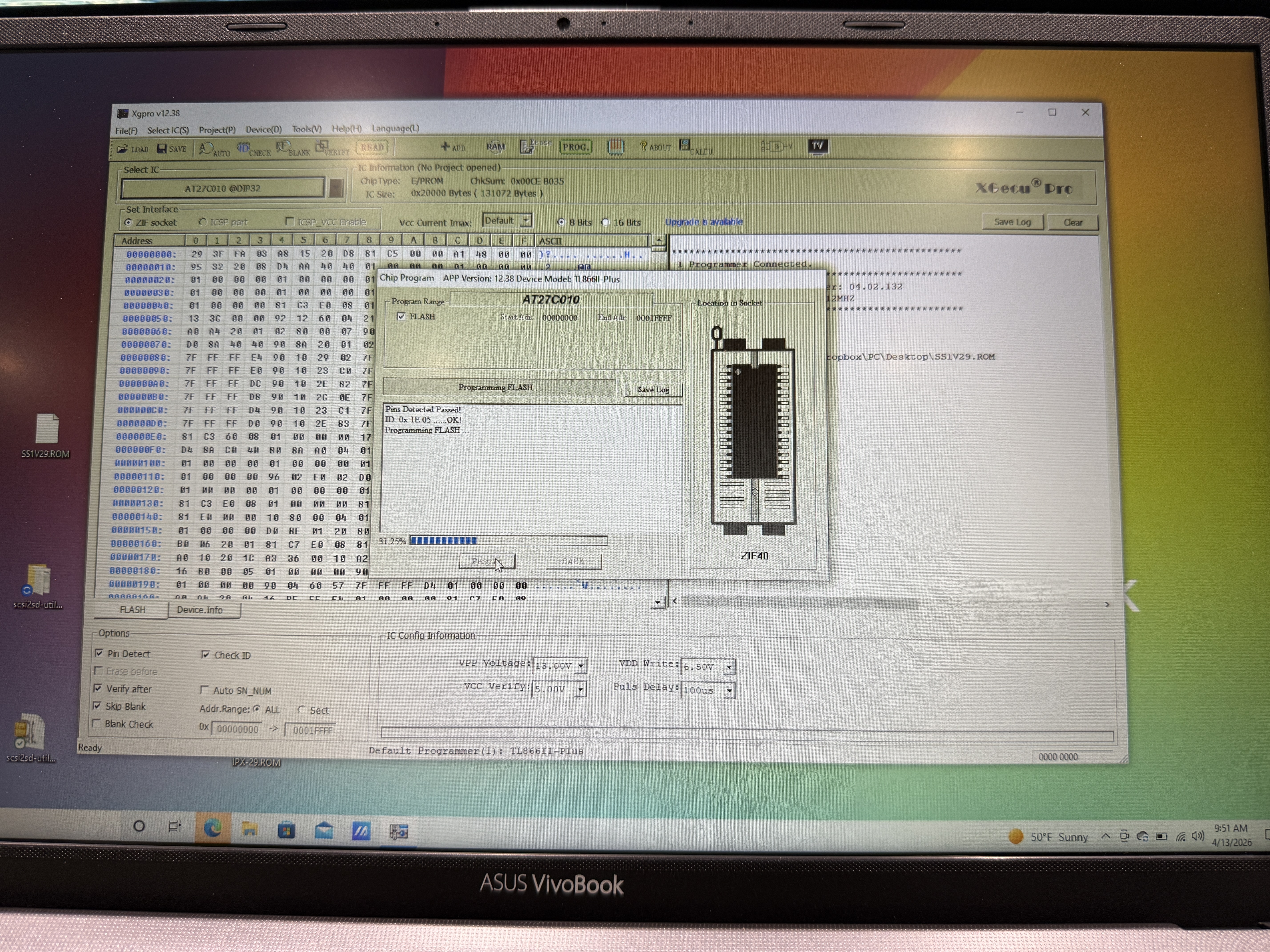 Xgpro software showing AT27C010 chip selection