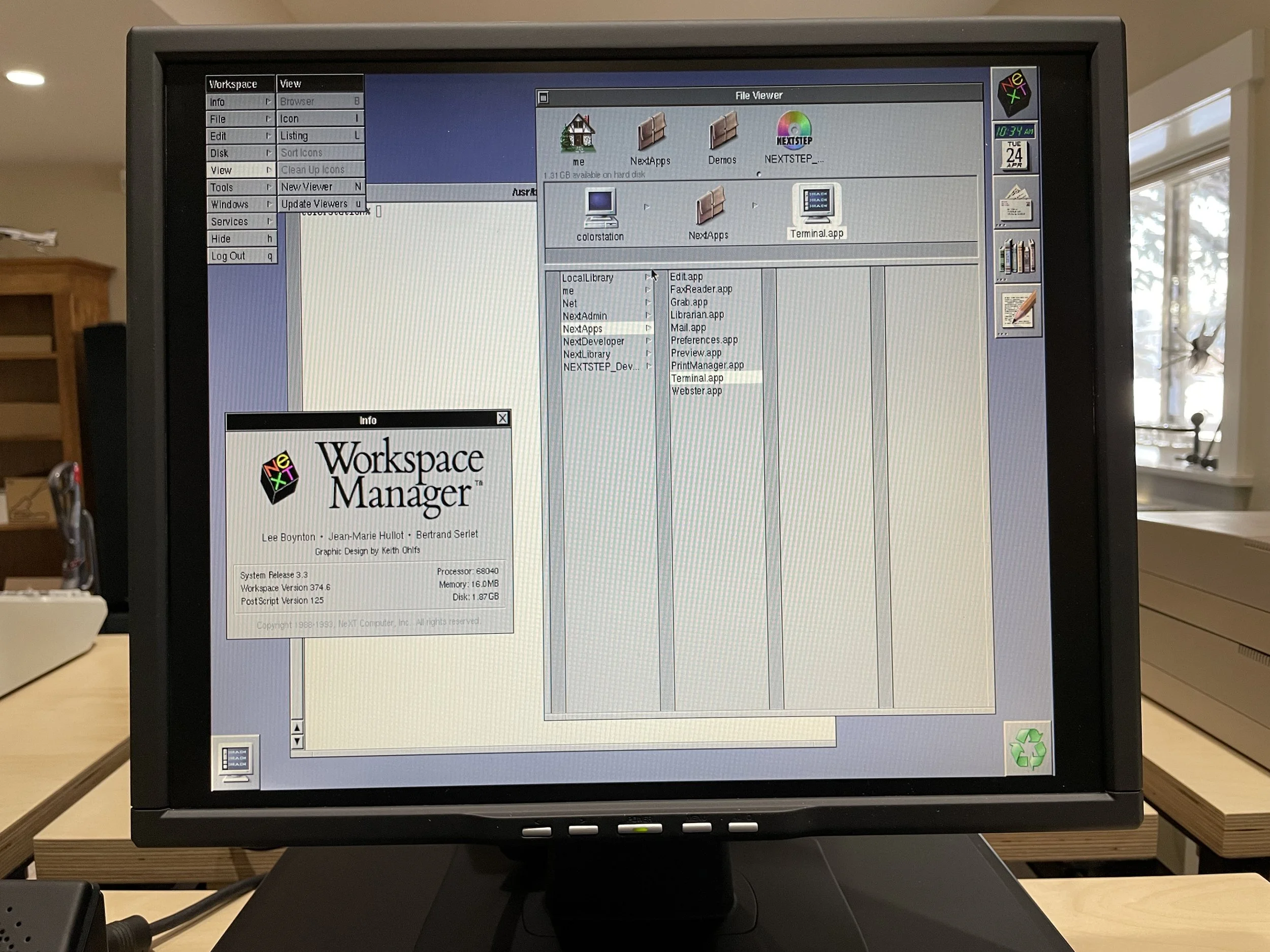 The finished monitor running NEXTSTEP Workspace Manager with file-viewer windows open